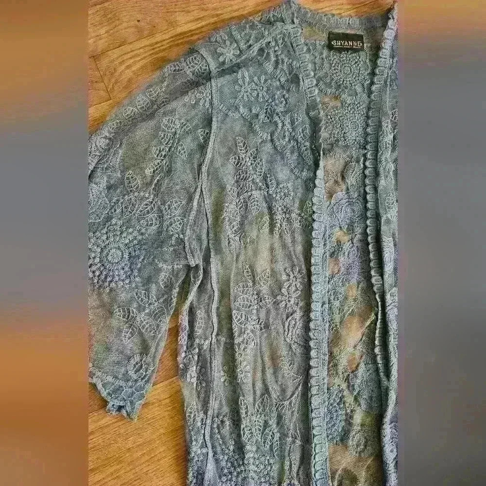 Shyanne Western Open Front Lace Duster - Picture 3 of 6